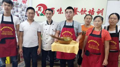 成都學(xué)缽缽雞培訓(xùn)哪家好？