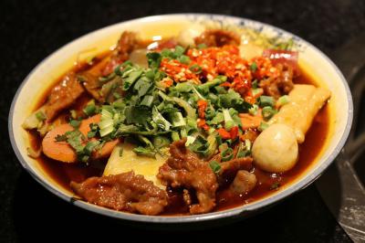 盤盤干拌麻辣燙技術做法哪里靠譜？高湯底料技巧培訓
