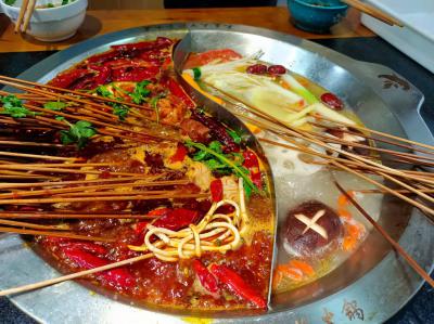 小吃技術培訓班哪里好，火鍋串串香技術培訓學校哪里好？