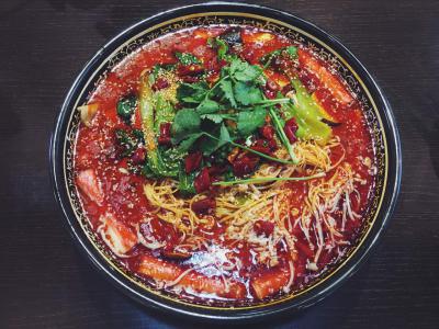 正宗冒菜培訓(xùn)班多少錢？正宗冒菜制作技藝培訓(xùn)班推薦